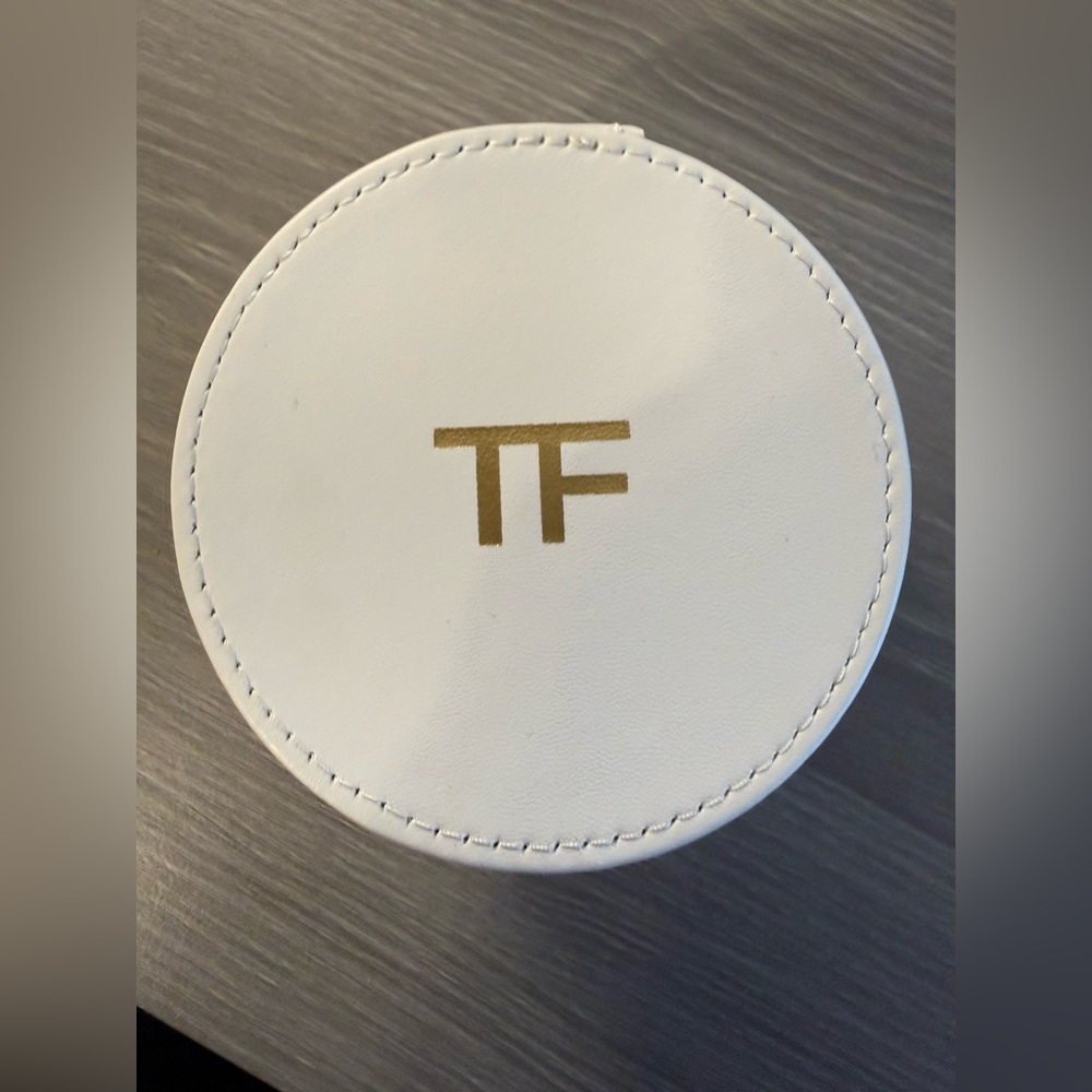 Tom Ford White and Gold Circular Case
